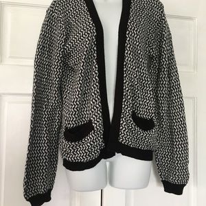 Vintage cardigan with beautiful neutral pattern